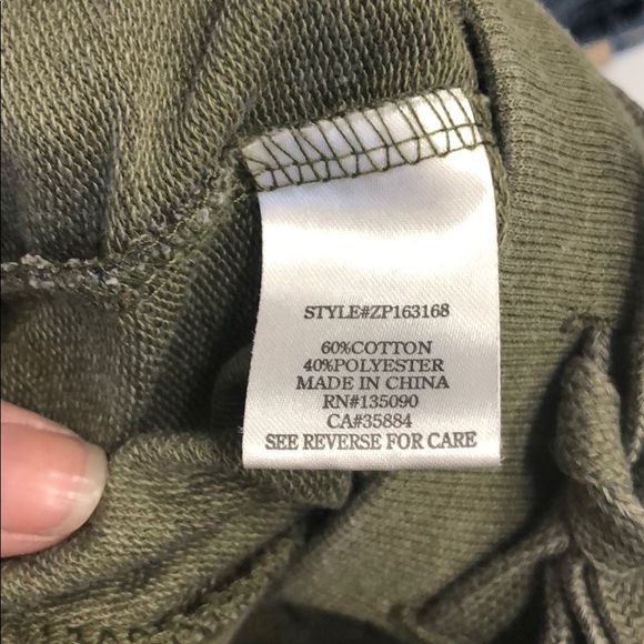 ✨SOLD OUT✨Z Supply Camo Jogger Pant - Picture 5 of 6